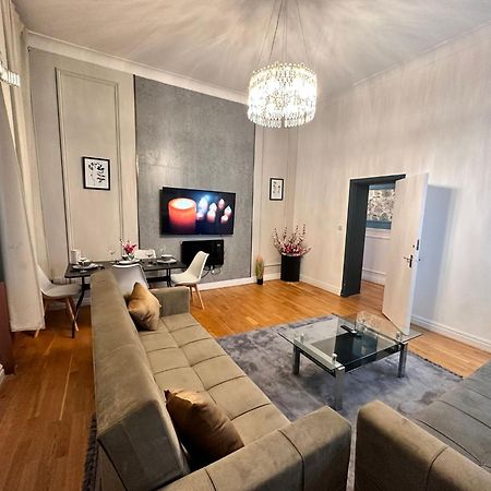 Paddington Station - 2-Bedrooms, 2-Baths And Living Room - Posh Apartment In Central Londyn Zewnętrze zdjęcie